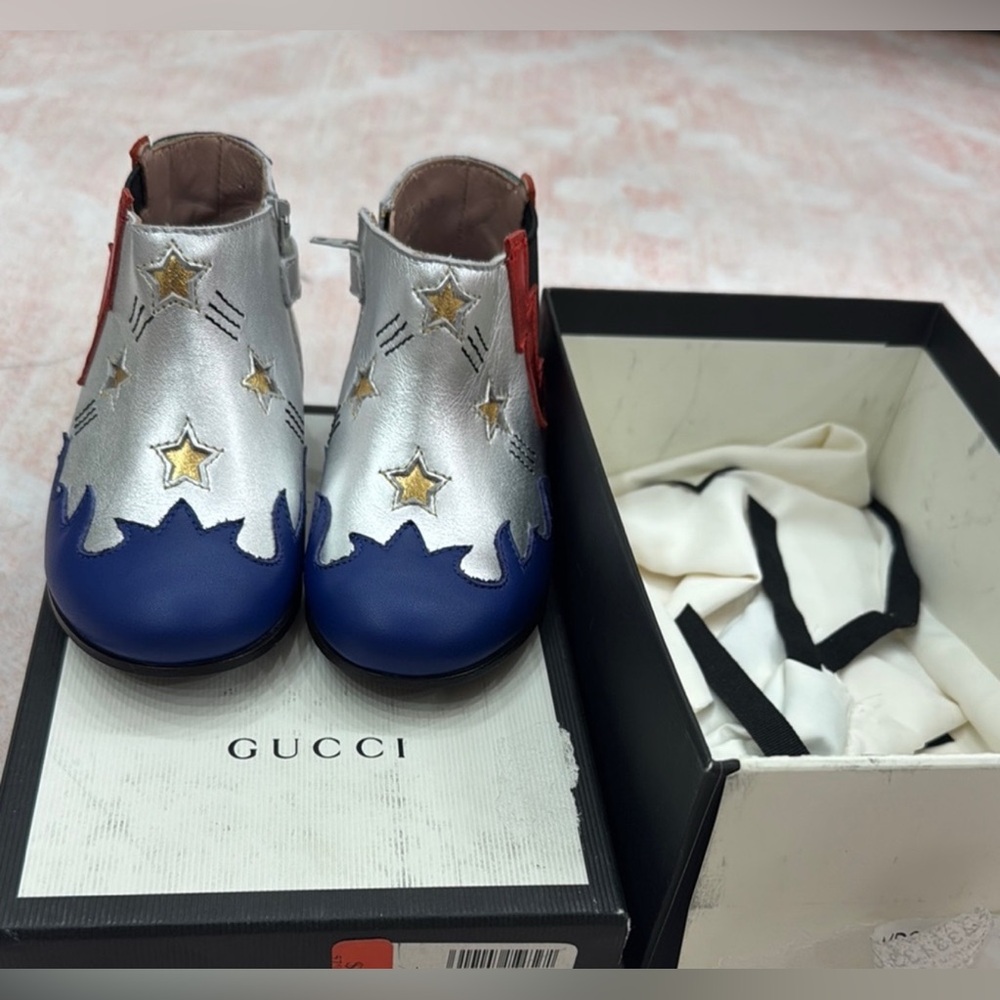 Gucci Silver and Blue Metallic Ankle Boots size 6